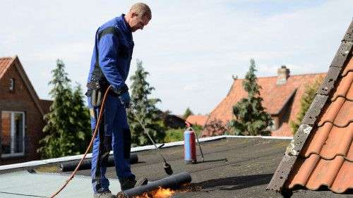 Diensten van dakspecialist