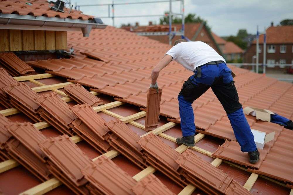 Leggen van klassieke pannen in Breskens